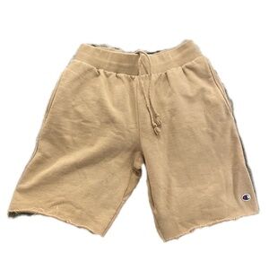 CHAMPION distressed sweat shorts  L